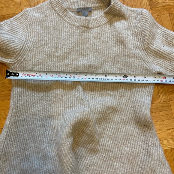 COS beige peplum sweater ๐ - Picture 7 of 8